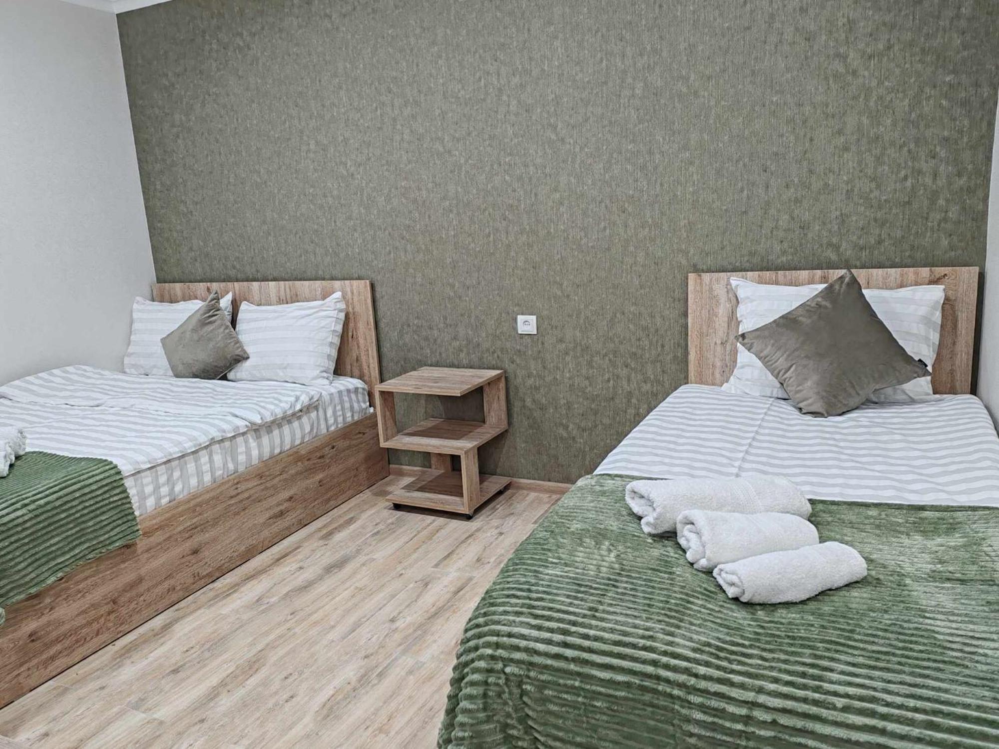 Sun House Hotell Yeghegnadzor Eksteriør bilde