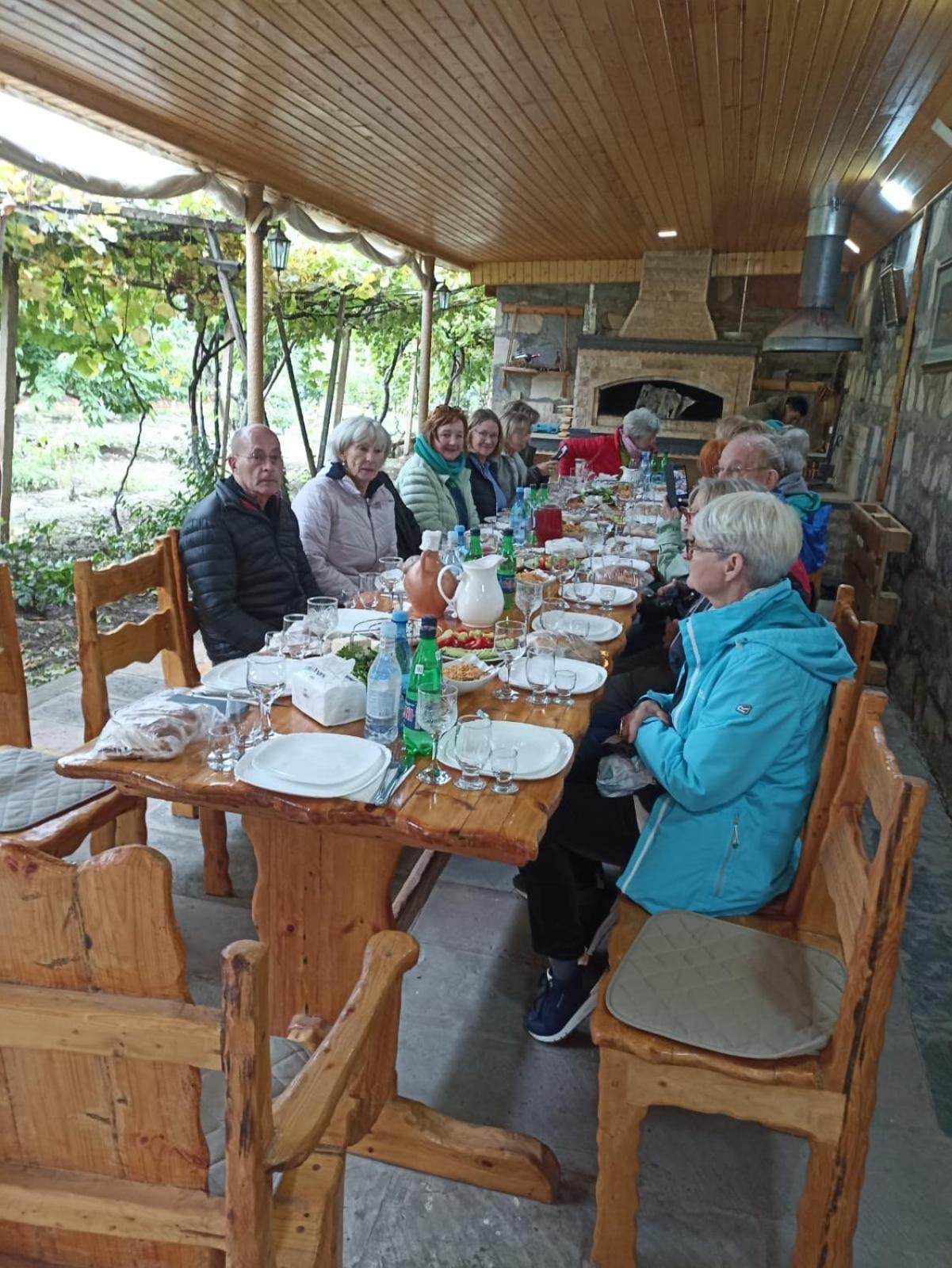 Sun House Hotell Yeghegnadzor Eksteriør bilde