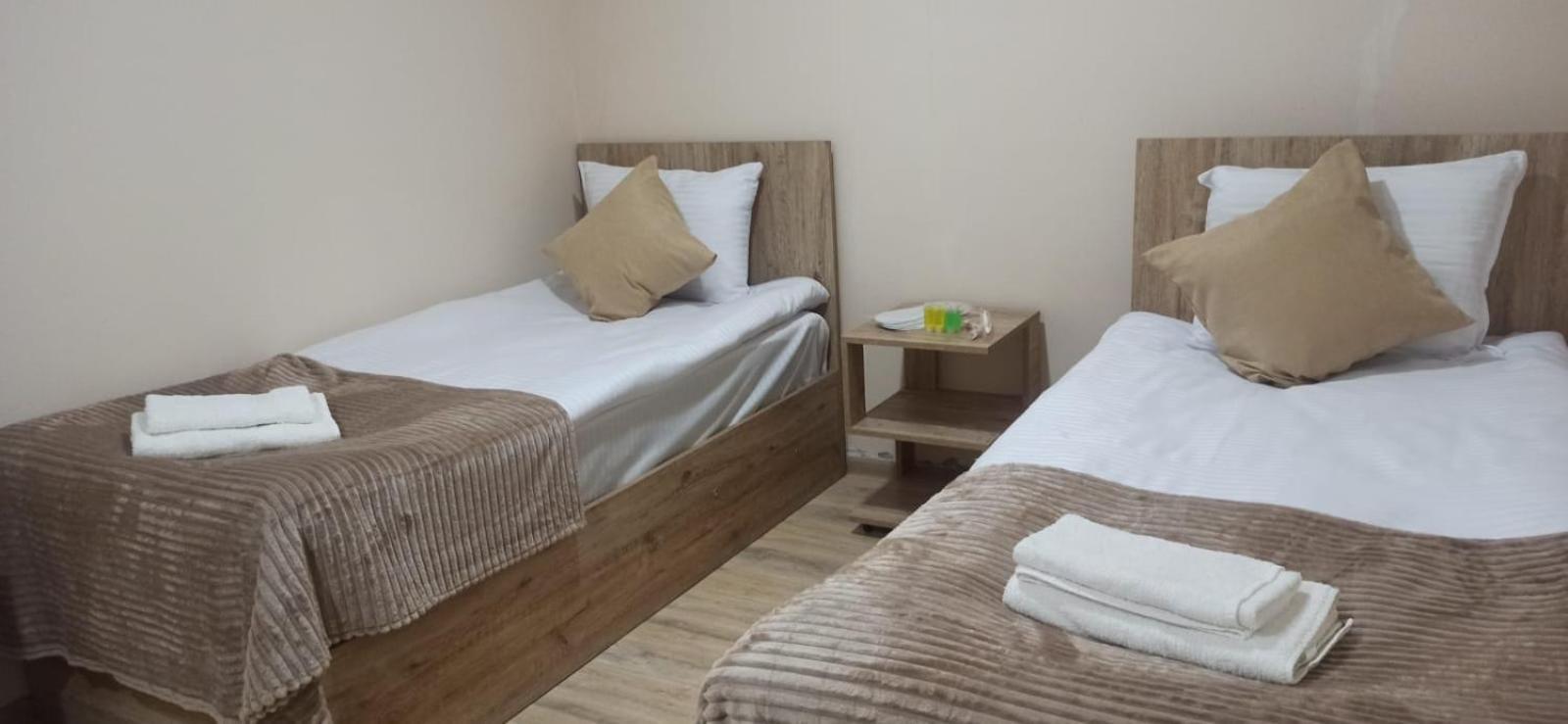 Sun House Hotell Yeghegnadzor Eksteriør bilde
