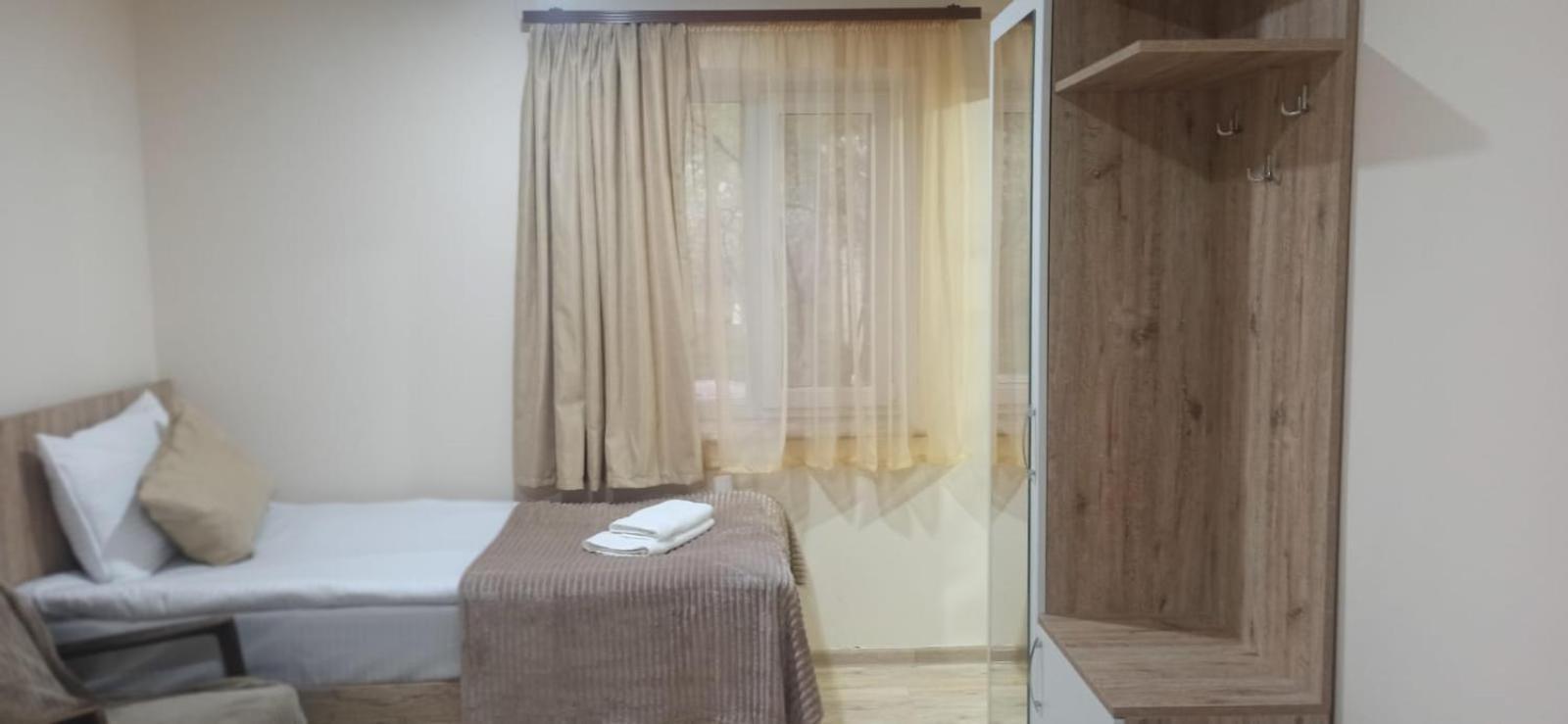 Sun House Hotell Yeghegnadzor Eksteriør bilde